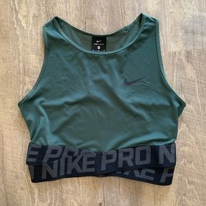 Nike Pro Intertwist Crop Tank
